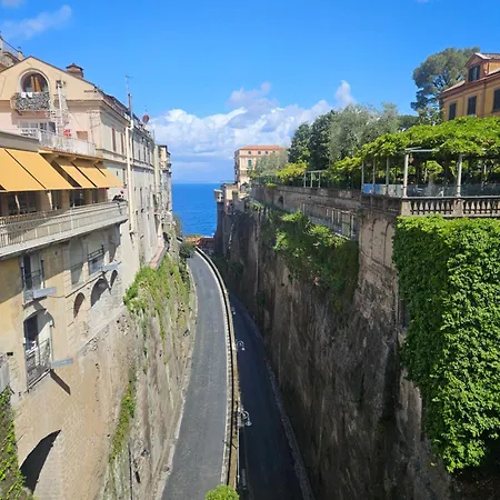 Casa Savoia Dream * Naples